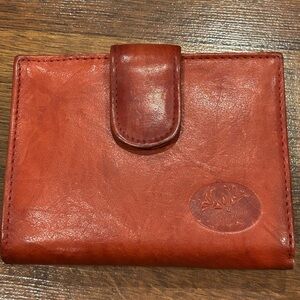 Buxton Wallet Womens Red Genuine Leather Trifold Kiss Lock Coin Purse ID Window